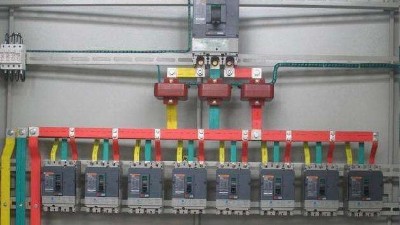 配電柜密集型母線槽有什么特點(diǎn)【千亞電氣】