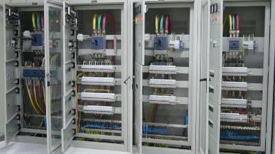 配電柜內(nèi)需張貼系統(tǒng)圖有依據(jù)嗎【千亞電氣】